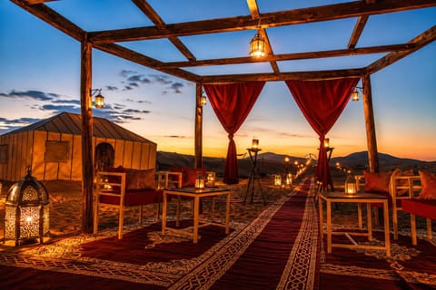 Property building, Night, Sunrise, Sunset, room service