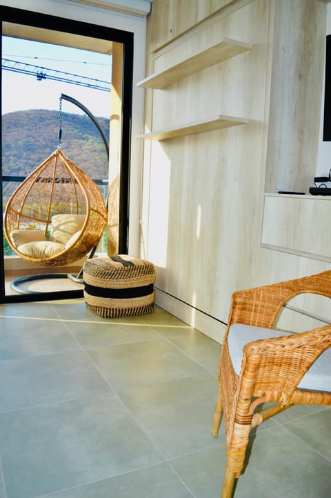 Communal lounge/ TV room, TV and multimedia, Balcony/Terrace, Living room