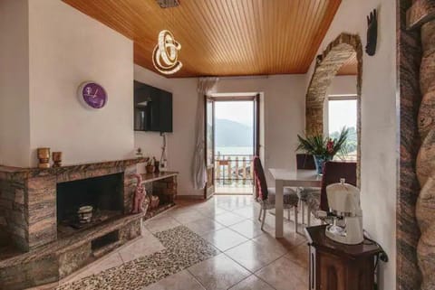 The Little River - Big Apartment with 3 bedrooms Apartment in Province of Lecco