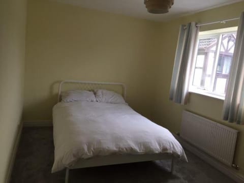 24 turnpike close Vacation rental in Worcester