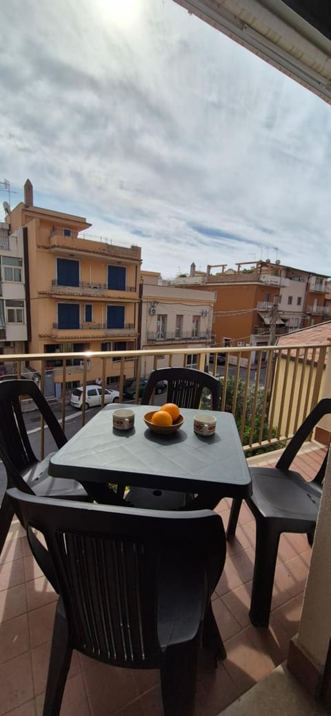 Balcony/Terrace, City view