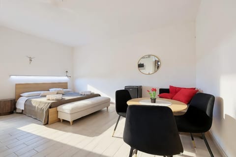 Living room, Bedroom