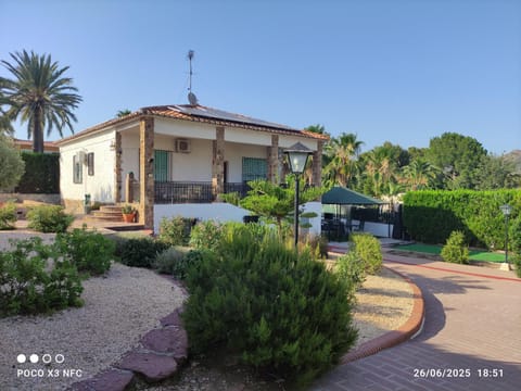 Property building, Spring, Day, Garden, Garden view