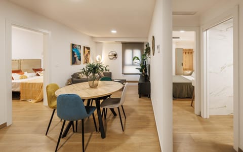 Living room, Photo of the whole room, Dining area