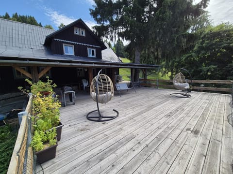 Property building, Garden, View (from property/room), Balcony/Terrace