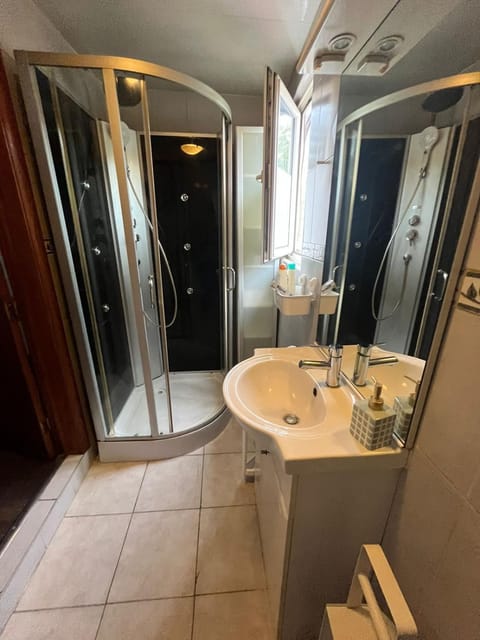 Midi Station Apartment Apartment in Saint-Gilles