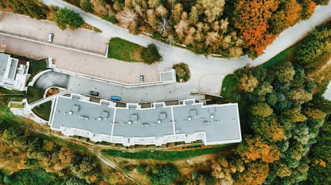 Property building, Day, Neighbourhood, Natural landscape, Bird's eye view, Street view, Parking