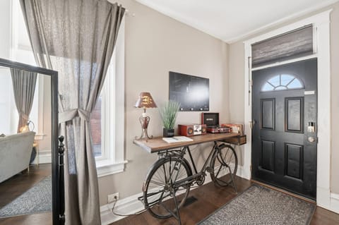 The Chocolate Suite - Walkable and Peaceful home House in southwest garden