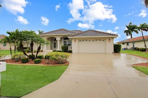 Property building, Day, Natural landscape