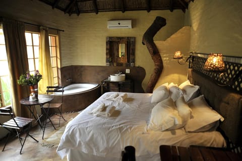 Bed, Day, BBQ facilities, Garden, Massage, Bathroom, Balcony/Terrace, Spa and wellness centre/facilities, Food and drinks, Other, Other, Photo of the whole room, Banquet/Function facilities, Decorative detail, Bedroom, Communal kitchen, On site, Garden view, Meals, Lunch, Dinner, Open Air Bath