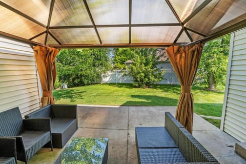 Seating area, Garden view
