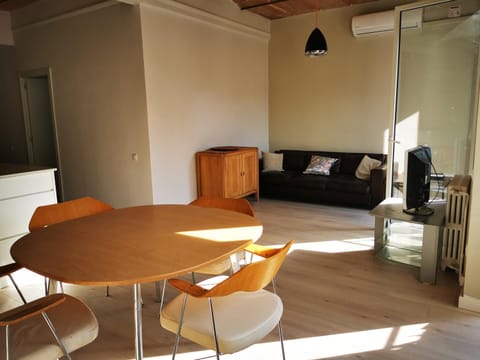 Property building, Living room