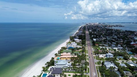 Indian Oaks #7 - Sandy Toes House in Indian Rocks Beach