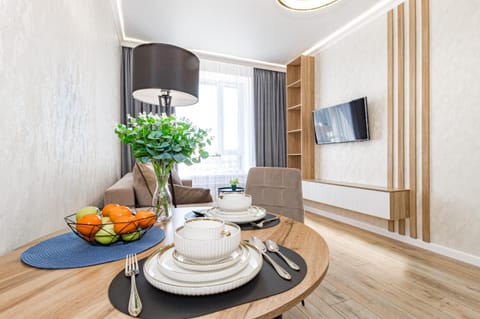 Kitchen or kitchenette, Living room, Food