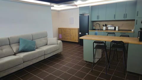 Kitchen or kitchenette, Seating area, Dining area