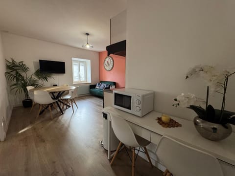 Living room, kitchen