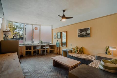 View (from property/room), Kitchen or kitchenette, Living room, Decorative detail, Dining area, acessibility