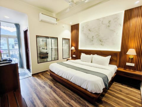 Balcony/Terrace, air conditioner