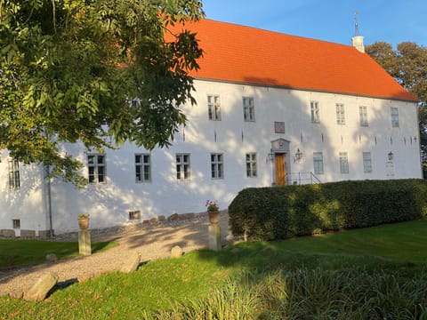 Staarup Hovedgaard Farm Stay in Central Denmark Region