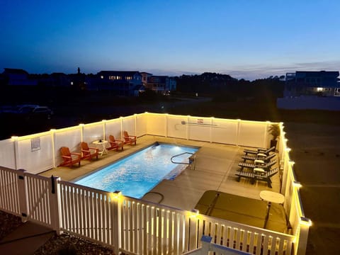 Oceanfront Gem w Pool and Spas GameRm Dune Walkover House in Corolla
