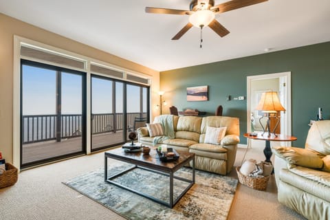 Reserve 37D Apartment in Sugar Mountain