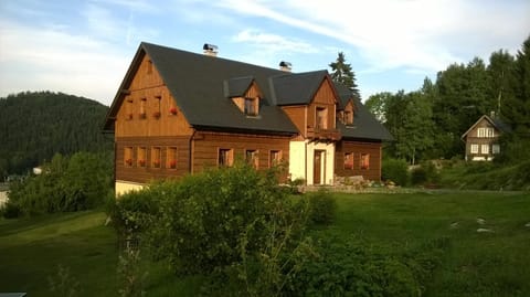 Off site, Neighbourhood