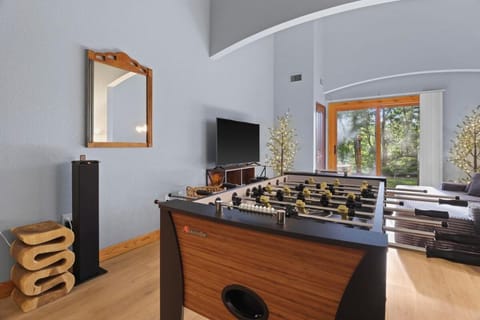 Game Room, TV and multimedia, Evening entertainment, Bedroom