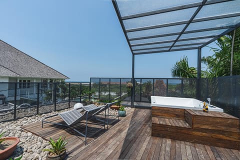Day, Hot Tub, View (from property/room), Balcony/Terrace, Pool view, sunbed