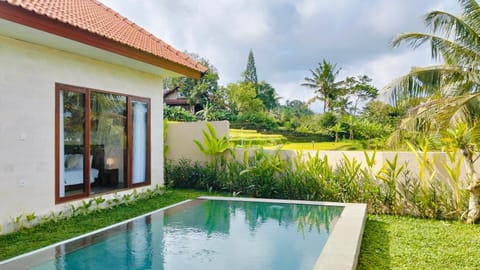 Property building, Spring, Day, Garden view, Pool view, Swimming pool