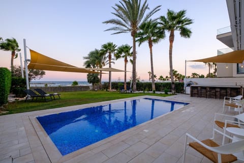 Pool view, Sea view, Swimming pool
