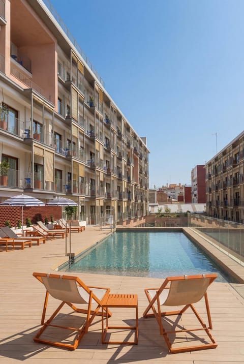 Pool view, Swimming pool