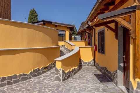 Property building, Day