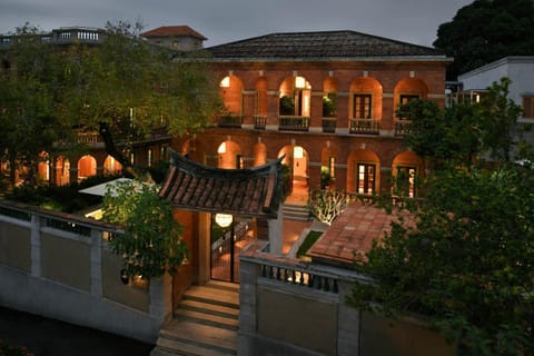 Property building, Night