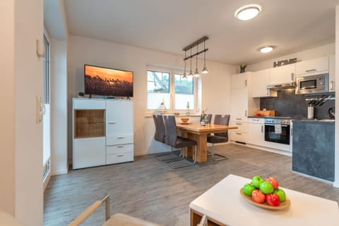 Dining area, pet friendly