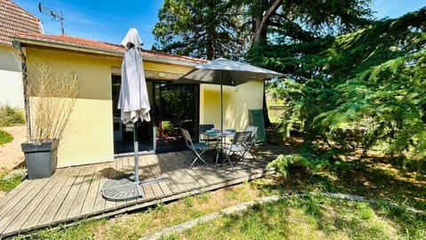 Property building, Garden, Garden view