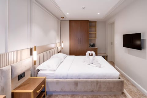 Royal Rooms by J'adore Hotel in Timiș County