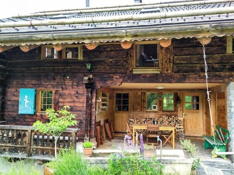 Chalet La Frassonayaz Apartment in Haute-Savoie