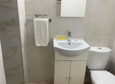 Modern 1BD Kallithea Home with Patio Apartment in Kallithea