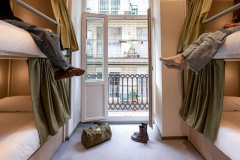 Bed, Photo of the whole room, Bedroom, bunk bed