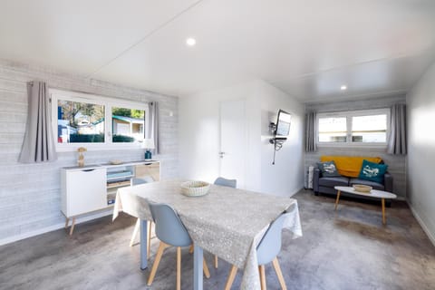 Chalet Guerlédan Chalet in Brittany