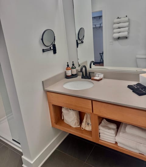 Bathroom, hair dryier, towels