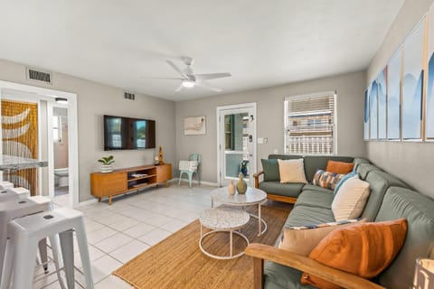 Island Hopping House in Lido Key