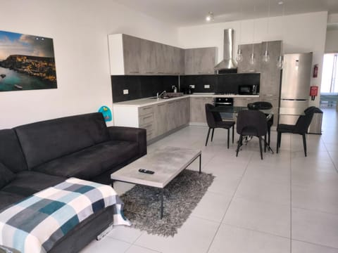 Sun, Sea & Salt Mellieħa - Luxury Apartment Apartment in Malta