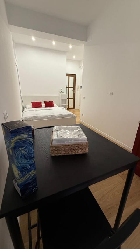 Bed, Living room, Bedroom