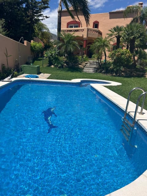 Day, People, Garden view, Swimming pool, sunbed