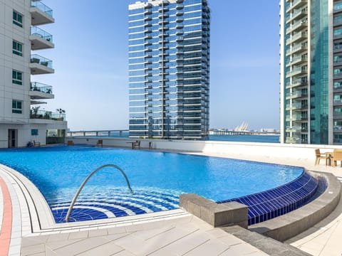 Sea & Zayed National Museum Views - Huge Balcony - Paradise for Groups & Families - Designer's Choice - 5 min from Reem Park Apartment in Abu Dhabi