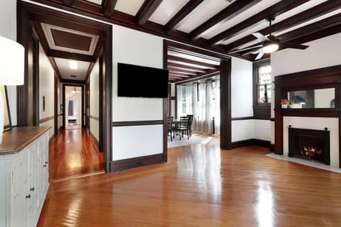 Spacious and Elegant Family Home in Mid-City House in New Orleans