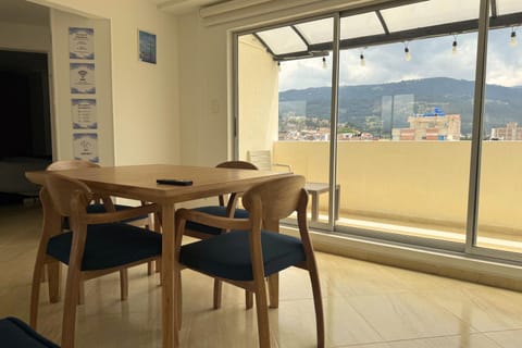 View (from property/room), Balcony/Terrace, Dining area, Mountain view