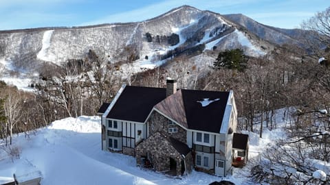Property building, Winter, Mountain view