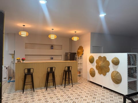 Property building, Restaurant/places to eat, Communal lounge/ TV room